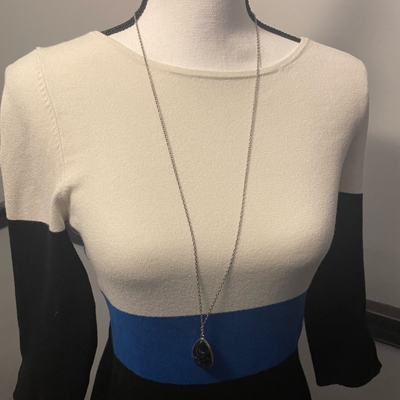 ARDEN B. Figure Flattering Sweater Dress - Picture 3 of 3